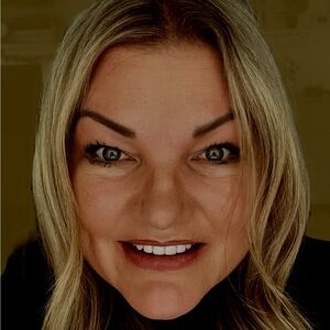 Meet your Posher, Cin